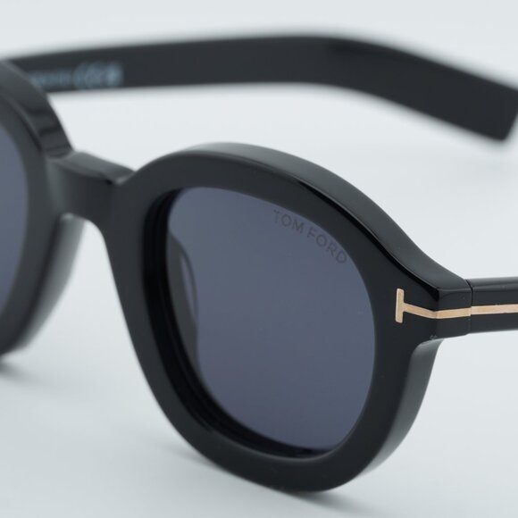 Tom Ford Raffa FT1100 01A Sunglasses Black Round Frame, Smoke Lenses - Picture 2 of 11